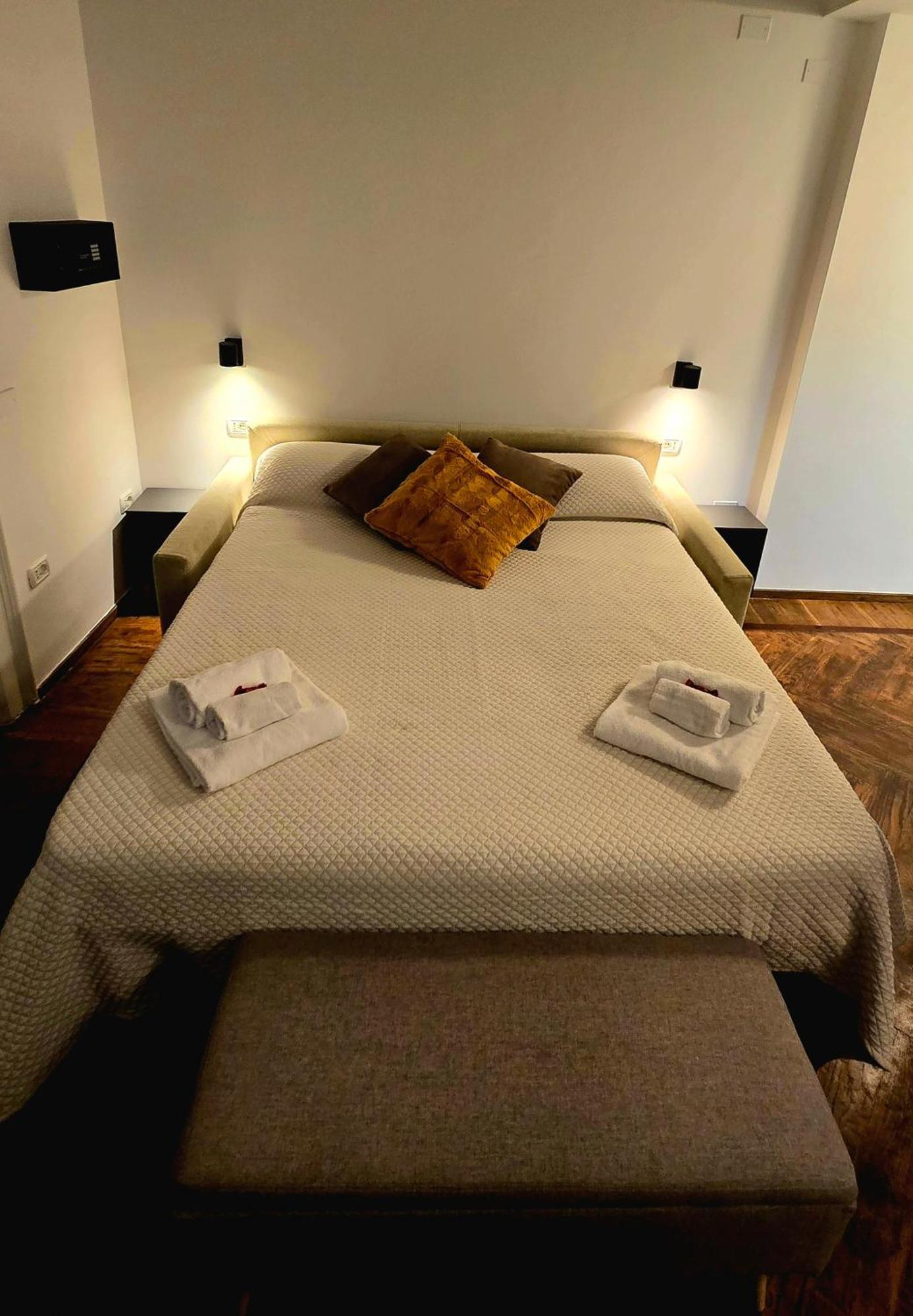 Casa Storica Piazza 5 Giornate Ξενοδοχείο Μιλάνο Δωμάτιο φωτογραφία